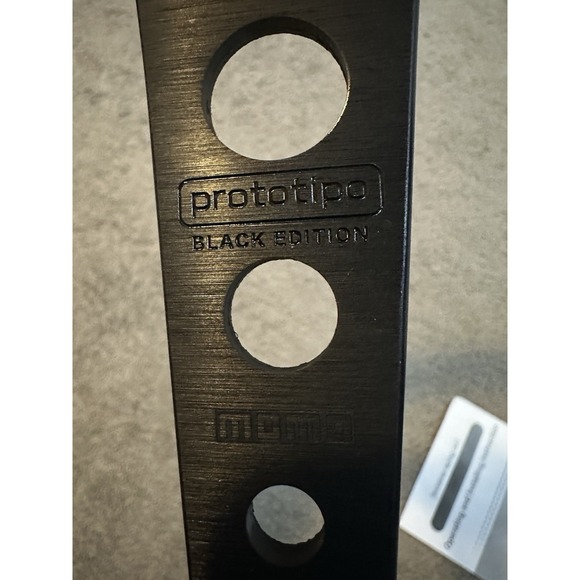 MOMO prototipo P5 Black Edition 350mm 14' Genuine Leather Sport Steering Wheel - Picture 6 of 12